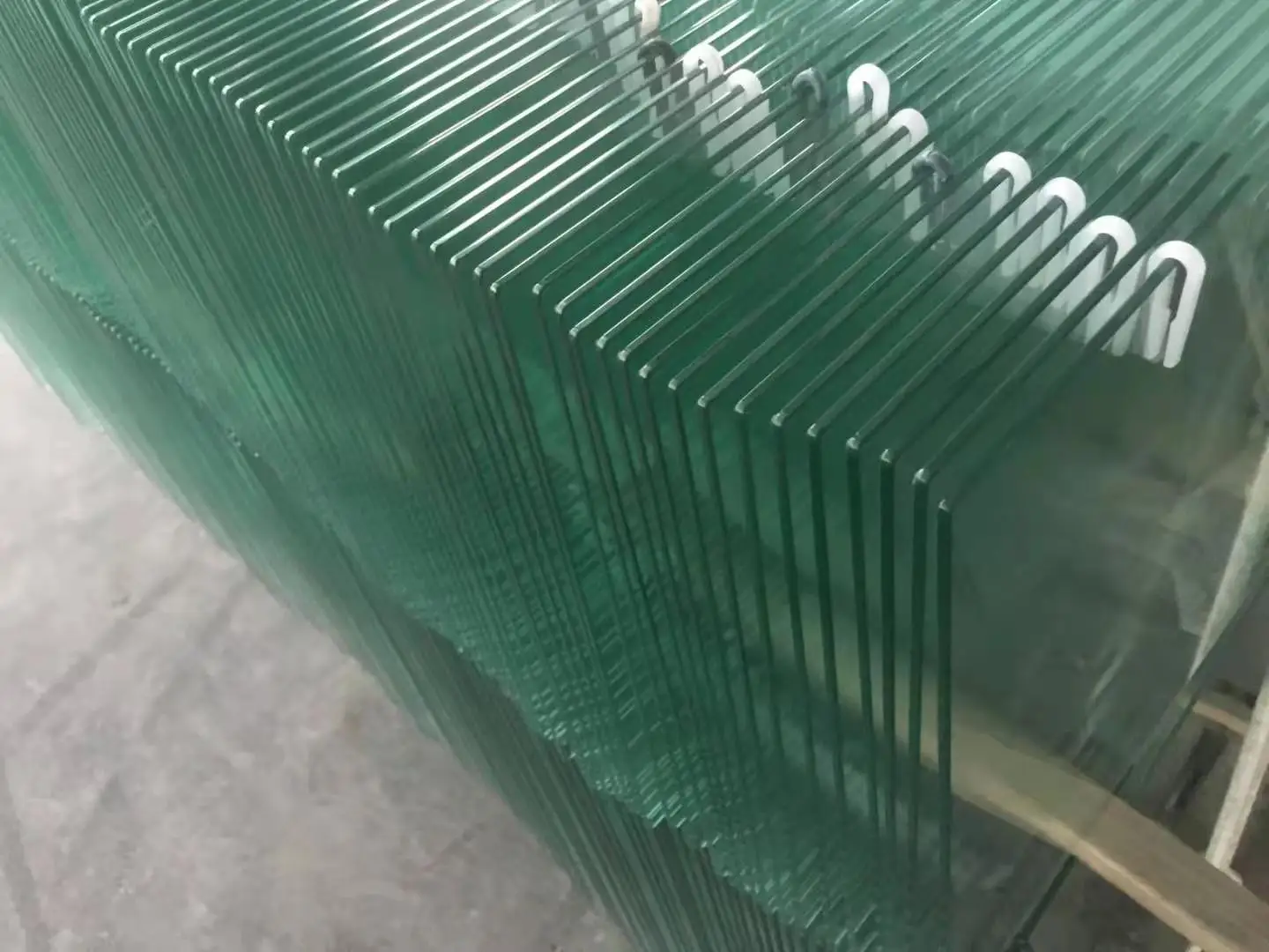 Glass edge grinding and polishing machining center - Yongda