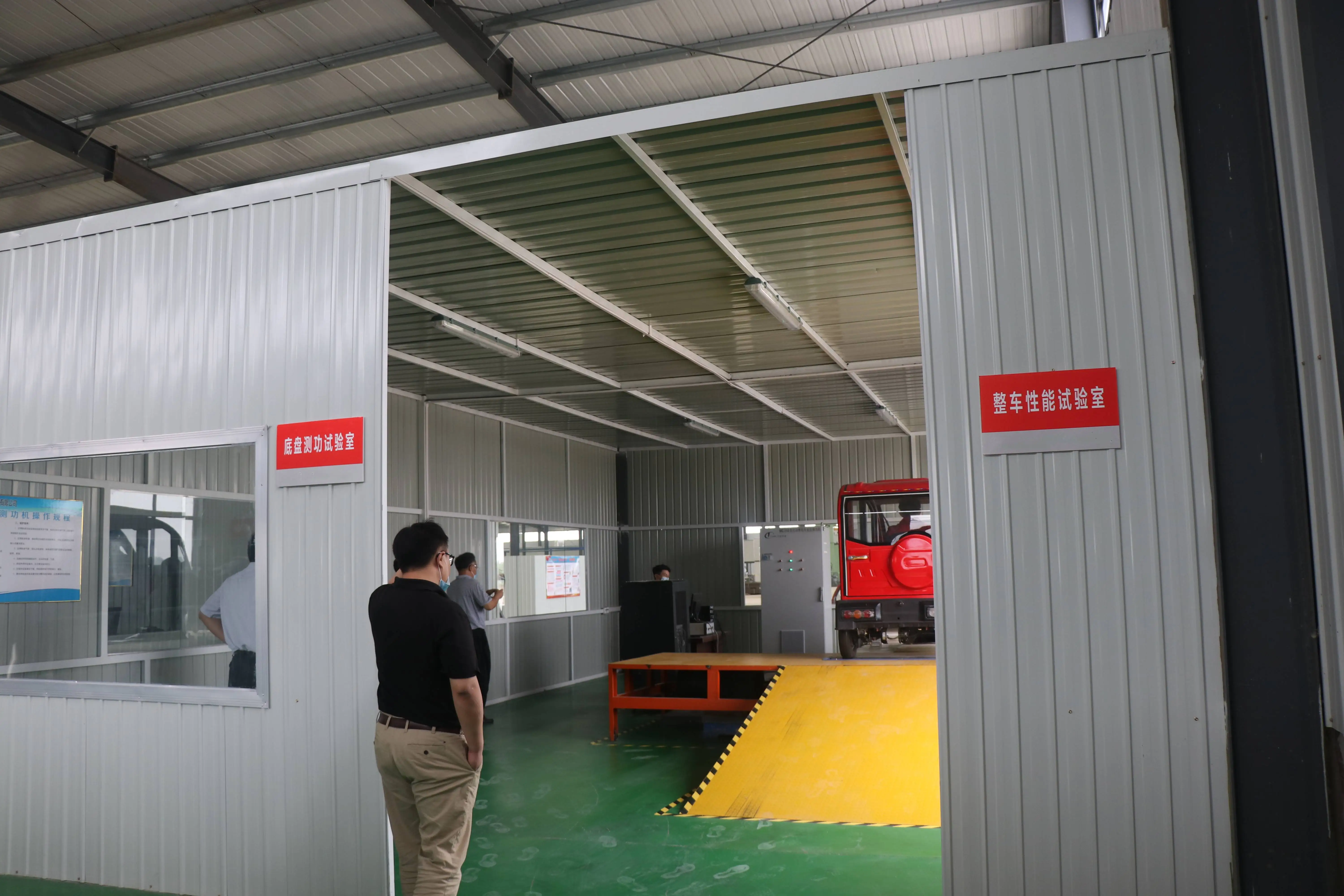 Brand battery freedom of travel vacuum tire carbon steel electric bicycle freedom of travel bicycle online