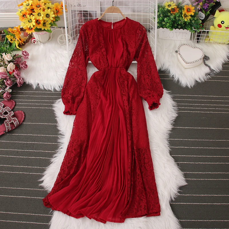 Elegant style dress round neck chiffon lace hollow stitching pleated skirt dress