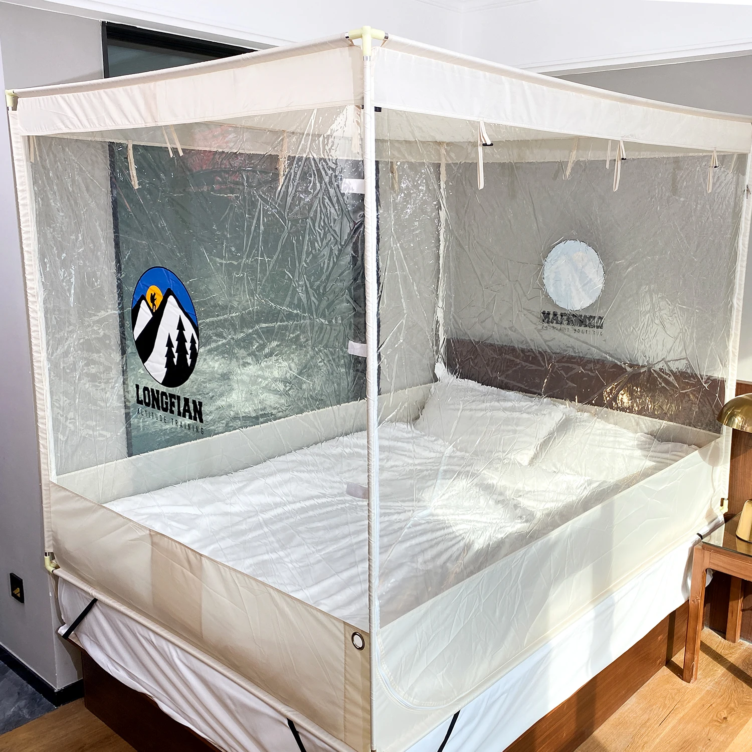 Endurance training of athletes hypoxic tent