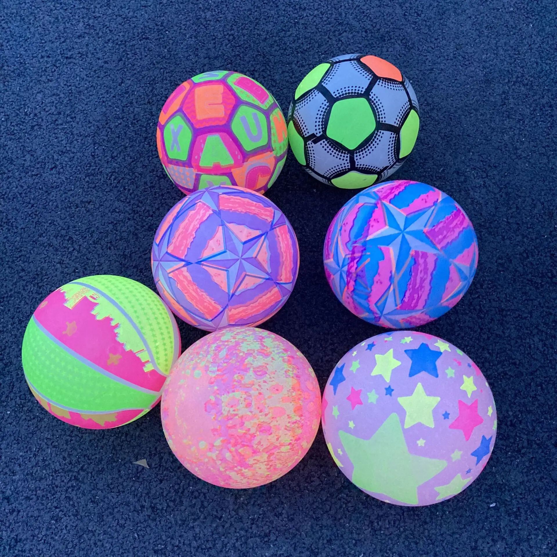 Wholesale 9inch Toy Ball Beach Ball Inflatable Light Up Beach Ball Popular Hot Selling Custom Design Kids Children Led Light Pvc