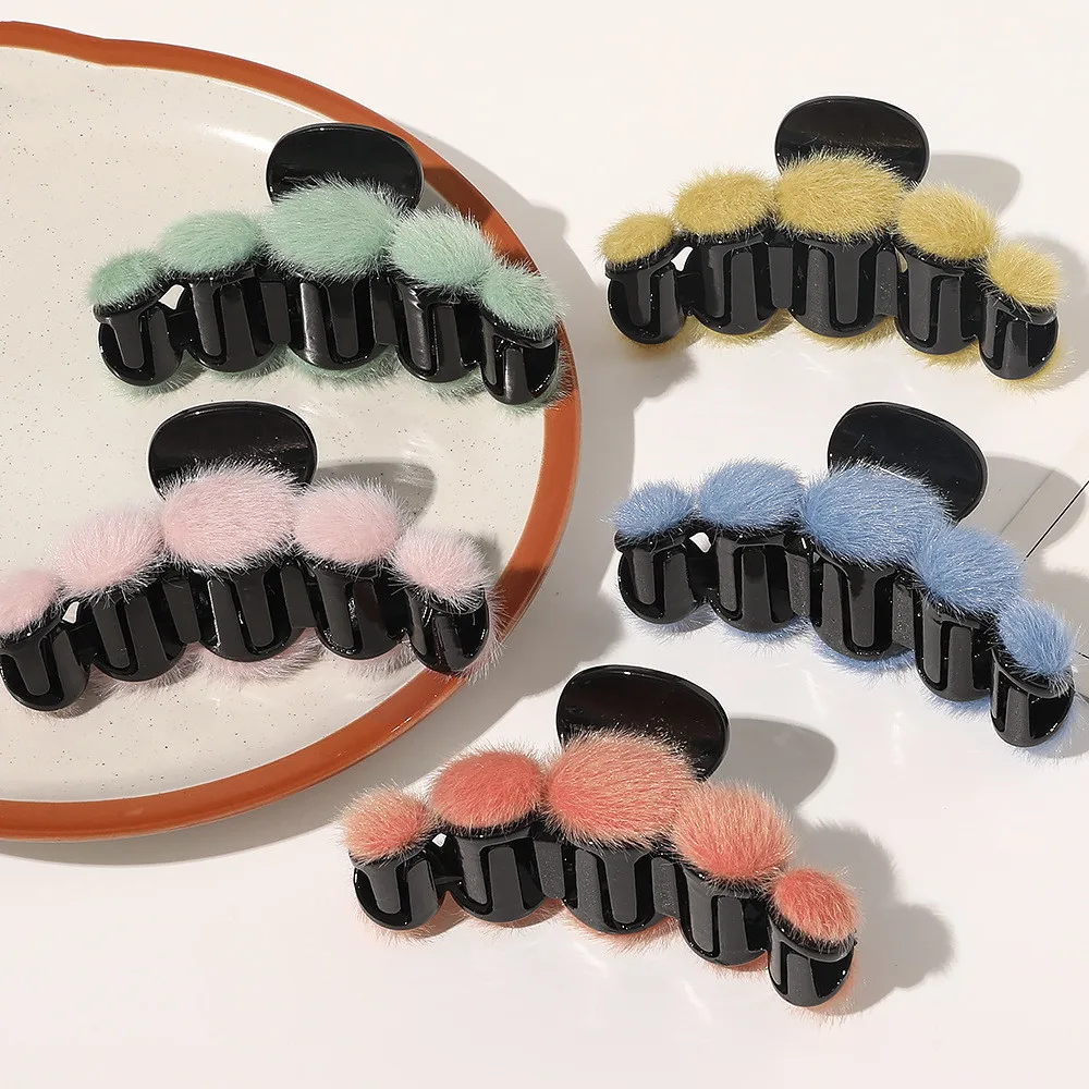 Women Mink Fur Hair Claw Small Banana Hair Clips Crab Hairpins Hair Accessories for Girl Headdress Ornament Hairgrips Barrettes