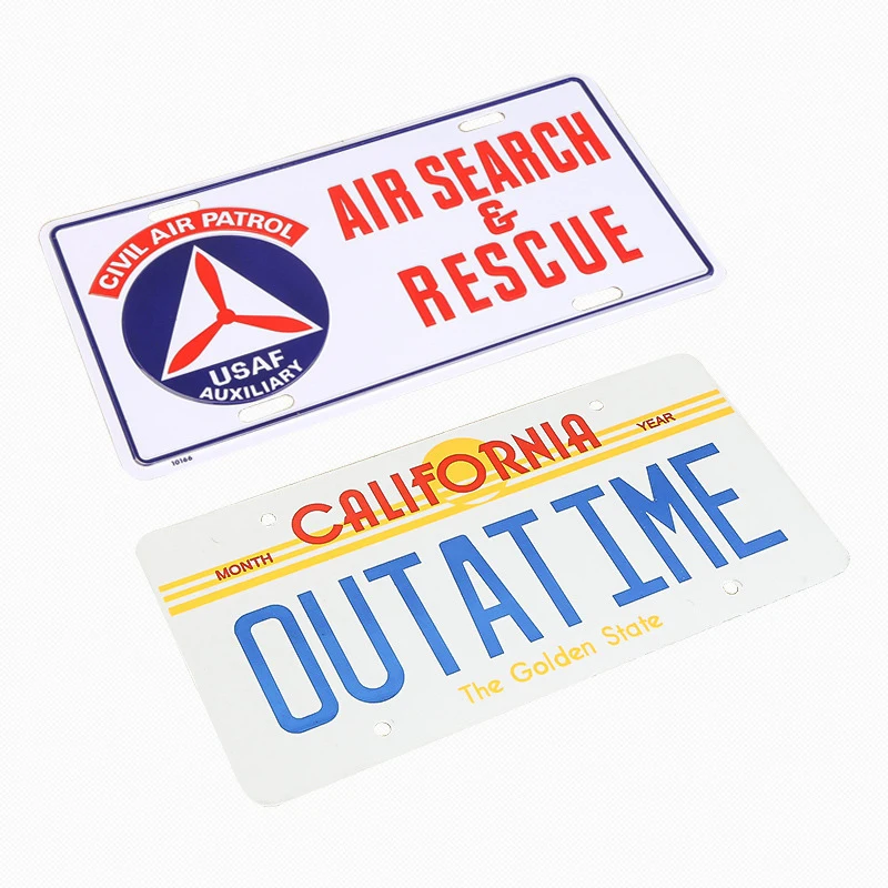 Металлический знак с тиснением