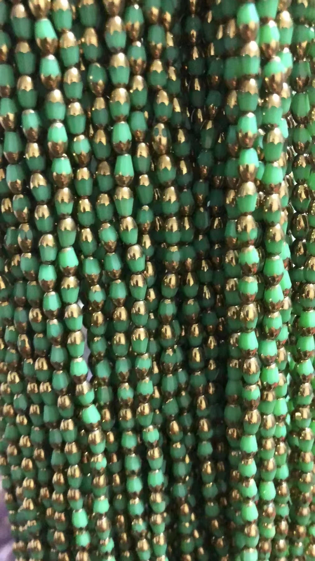 Незакрепленные бусины 4*6 мм для изготовления ювелирных изделий из полудрагоценного камня