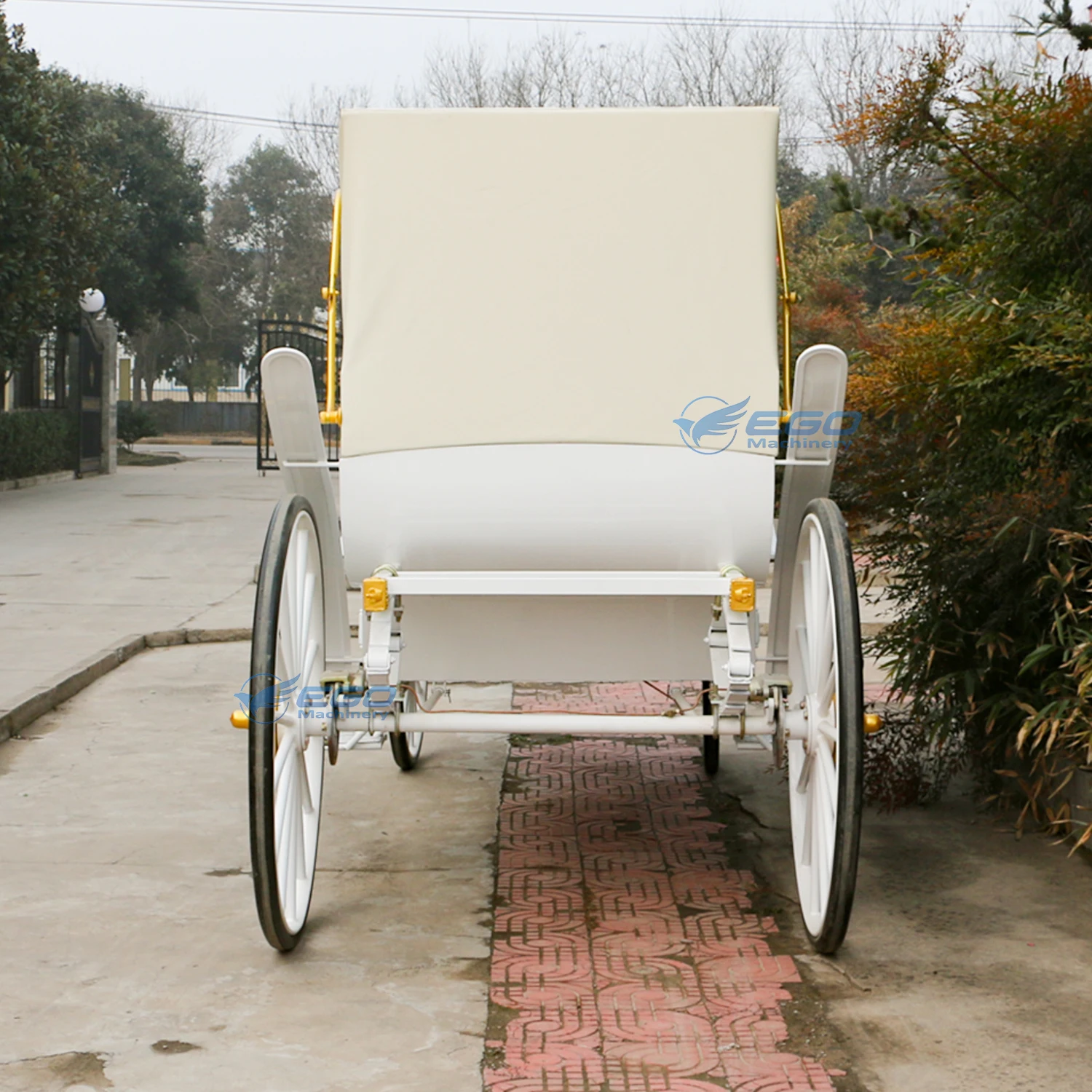 Wholesale Baby Carriage Horse Carriage Royal Horse Cart Carriage With Horses for Sale