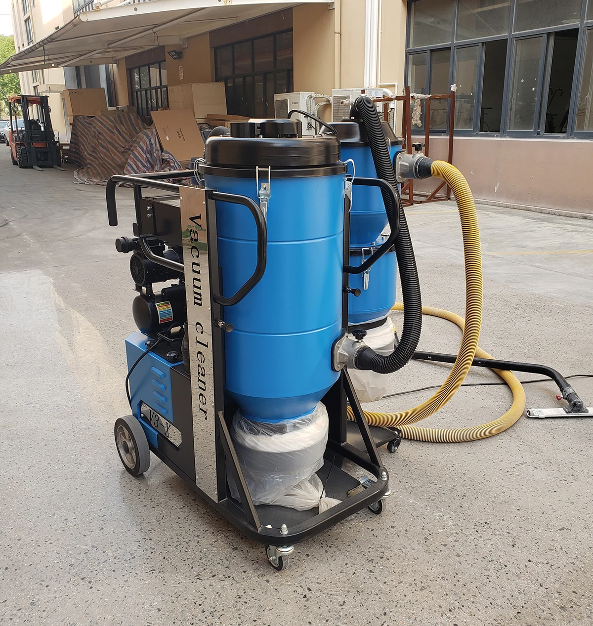 V3-X industrial vacuum cleaner auto self-cleaning vacuum best floor cleaning machine