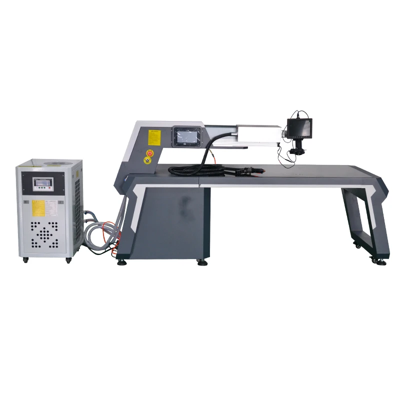 Новейший дизайн китайский производитель новый продукт 300 Вт лазерный сварочный аппарат с ручным волокном