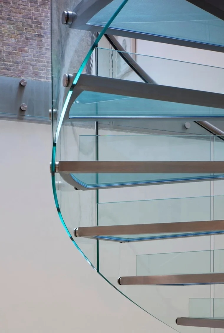 Hot Sale Zovee Customized Luxury Glass Staircase manufacture/Glass spiral staircase /stainless steel handrail