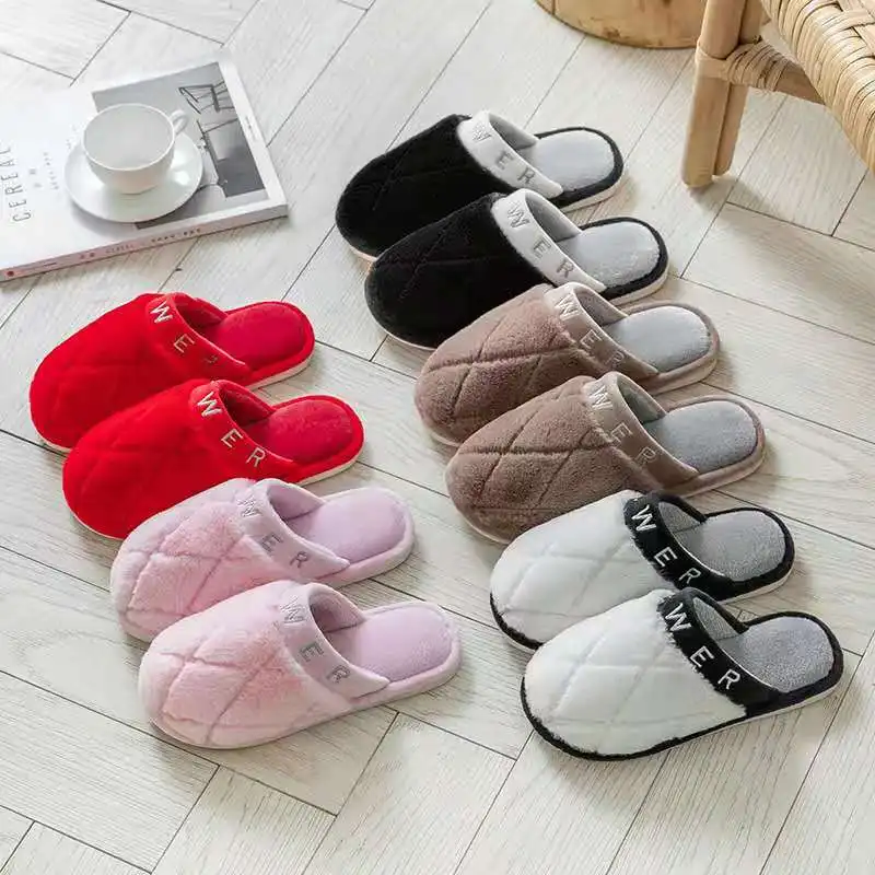 Hot selling lovers slippers girl wear-resisting mules lady antiskid shoes women cross-hair drag slippers men flats lovers shoes