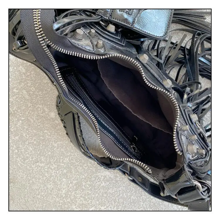 hot sale Fashion studded rivet biker sling bags designer luxury black fringe PU leather purse handbag women