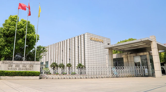 PRESSURE GAUGE 1.5' CENTER BACK MOUNT 0-10kg/cm2/psi 1/8PT