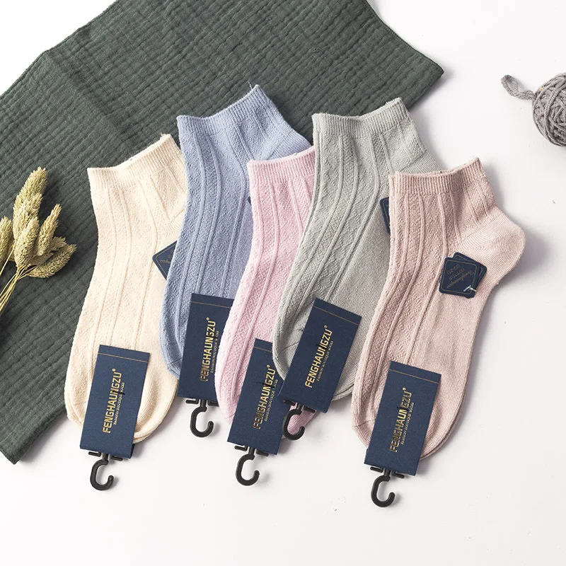 
The latest spring and autumn ladies knitted socks pure color jacquard fashion short breathable girls women cotton socks 