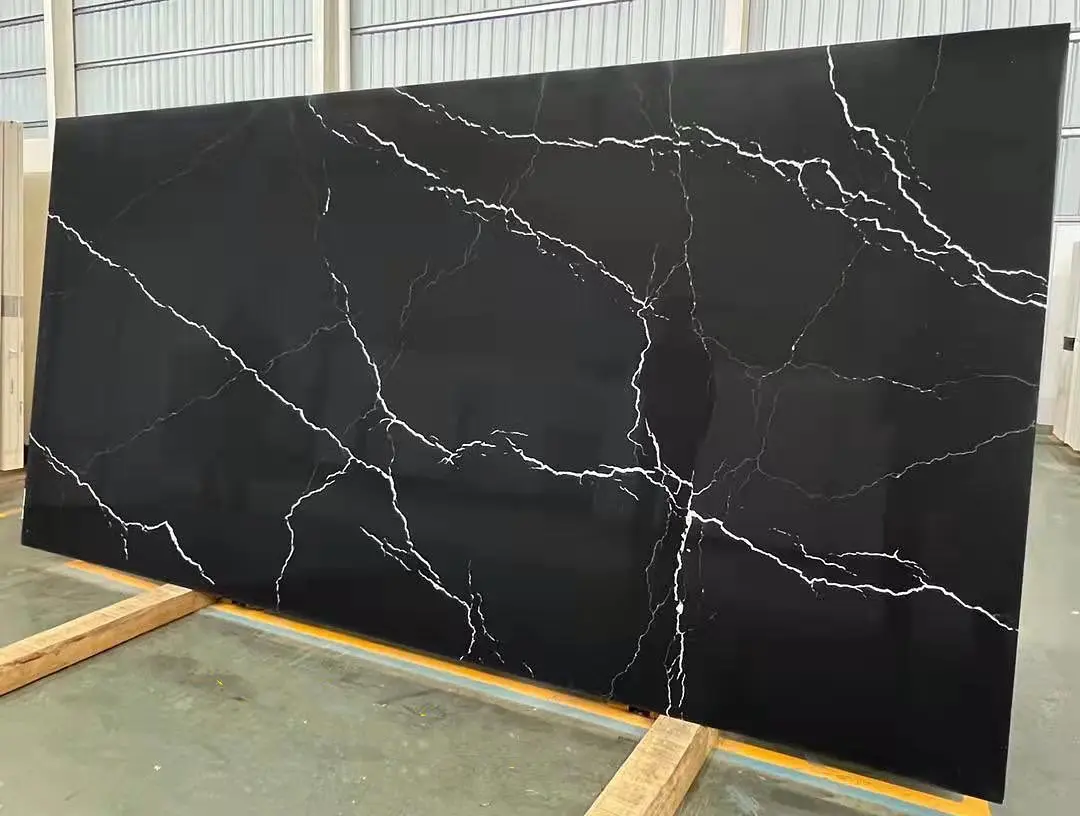 Hot Sale  Calacatta Gold Quartz Low Silica Quartz Stone Countertops Slabs White And Gold Epoxy Resin Artificial Marble