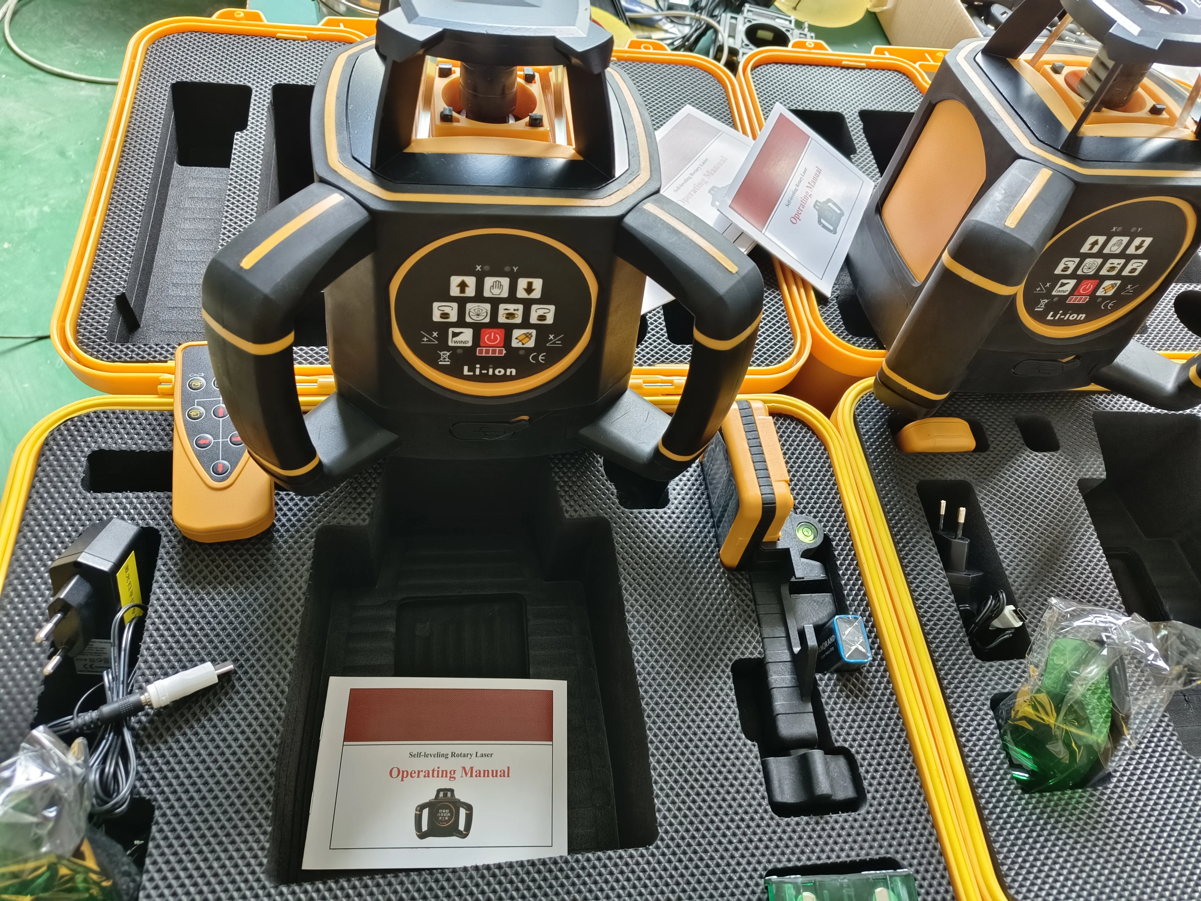 Vevor 360 Degree Easy-to-Use 16-Line Laser Level Equipment