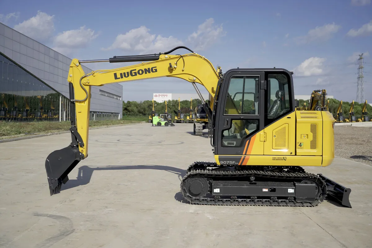 7.5Ton Liugong Mini Crawler Excavator 9075F With Yanmar Engine Mini Digger