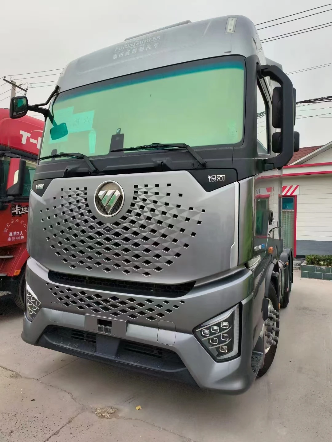 Second Hand Foton 6x4 Galaxy Tractor Truck для продажи Подержанный автоматический 10 Wheeler грузовик головка