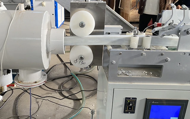 mini machine de fabrication de savons de toilette prix