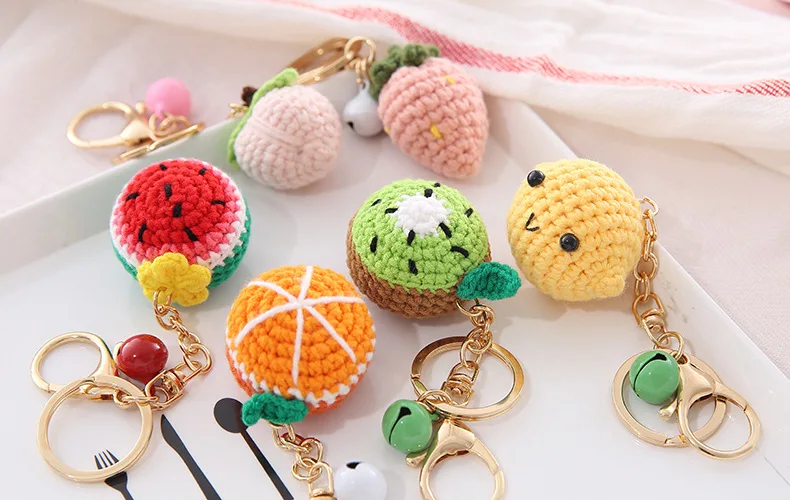 Wholesale Hand Knitted Kawaii Watermelon Orange Strawberry Fruit Food Keychain Cute Crochet Fruit Keychain Bag Charm Accessories