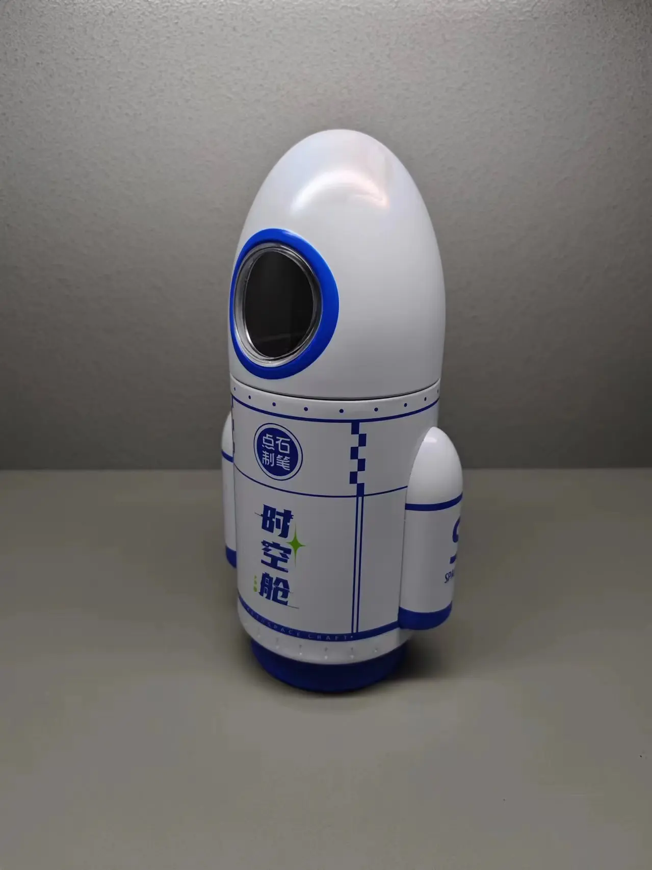 Rocket Shape Gift Package Food Grade Candy Biscuit Surge Package Metal Tinplate Tin Box For Kids