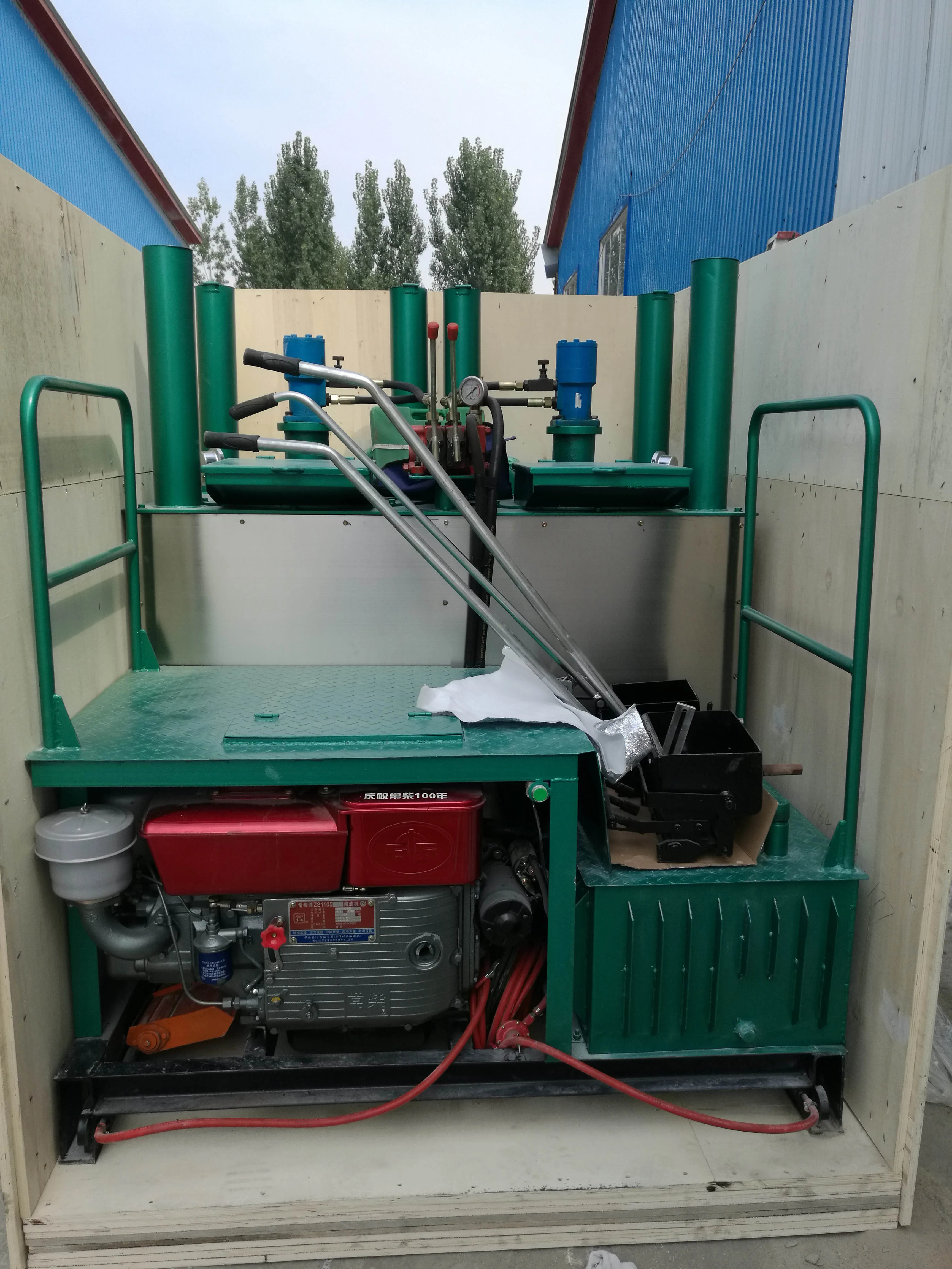 
High Quality Double Cylinder Thermoplastic Paint Melting Preheater Boiler 