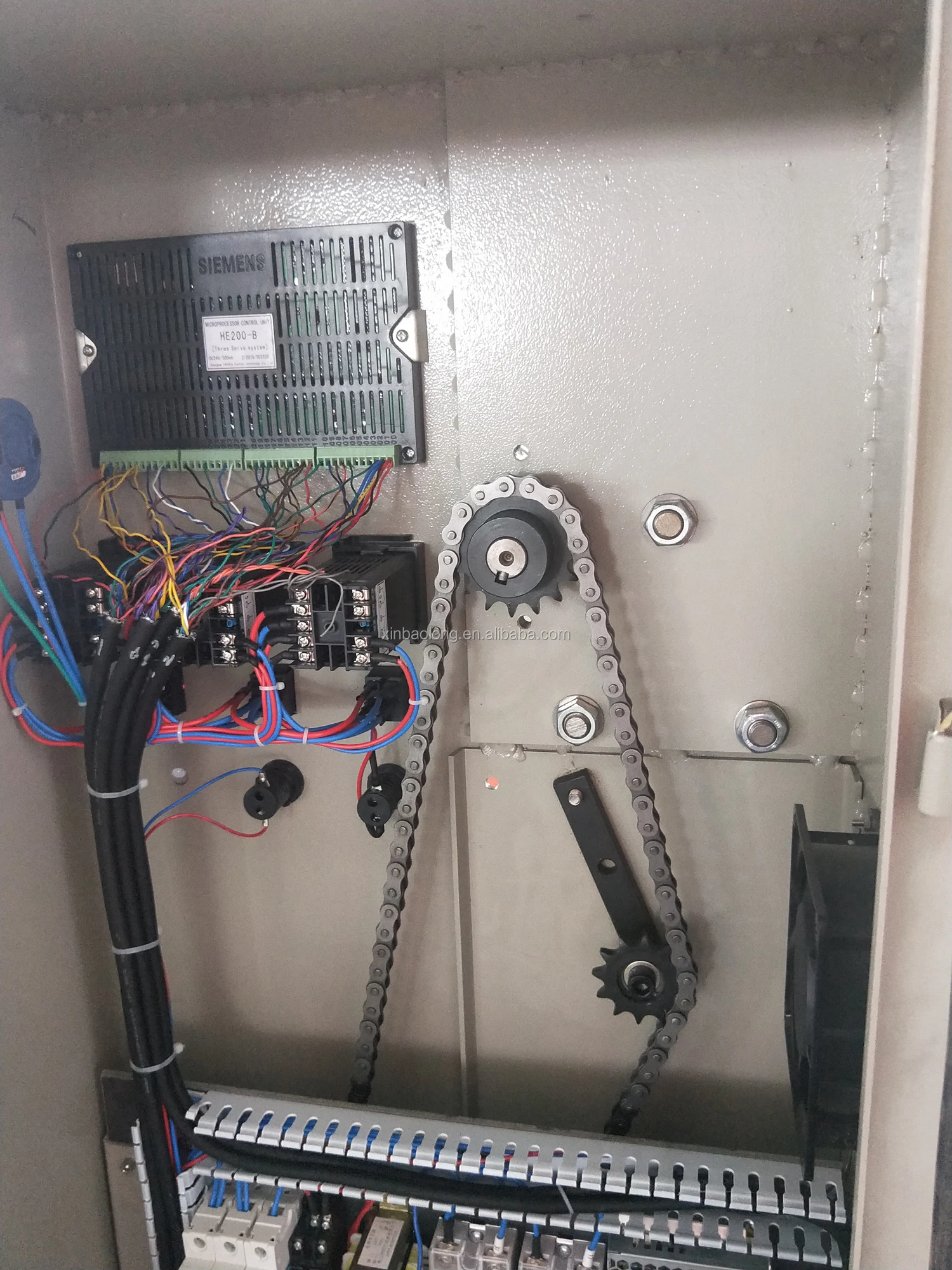 Factory Price Automatic Flow Medical Wound Dressing Gauze Bandage Packing Machine