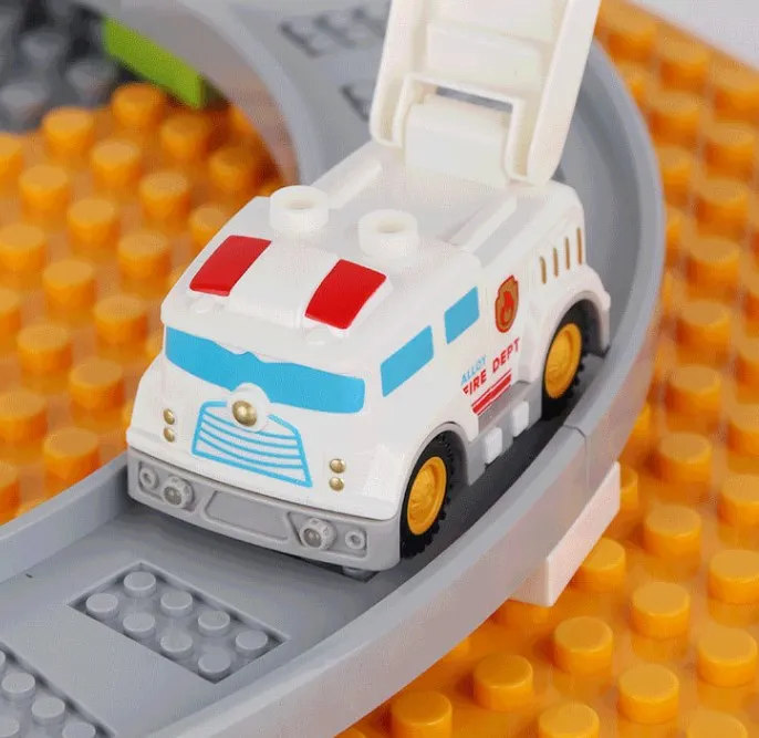 2022 toys Slot Car Racing Track Electric 1/60 Mini Fast Speed Car Race Track slot toys running car interlocking toy bricks