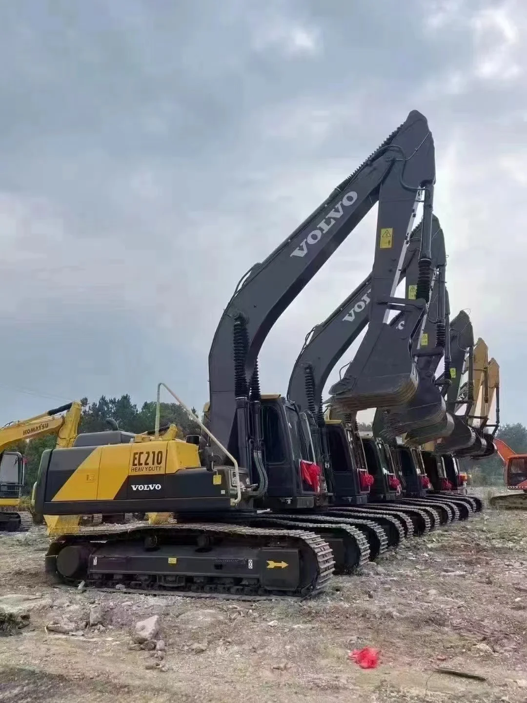 2022 Year Used 21 Tons Excavator Second Hand Crawler Rc Volvo EC210 Excavators on Sale