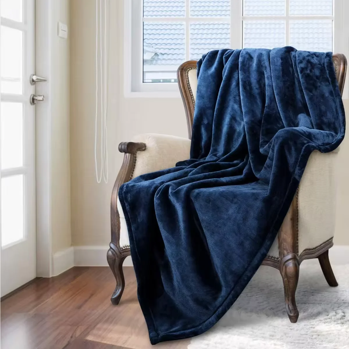 Good Quality Custom Soft Polyester Throw  blanket Fleece Blankets Wholesale For Winter bed blankets