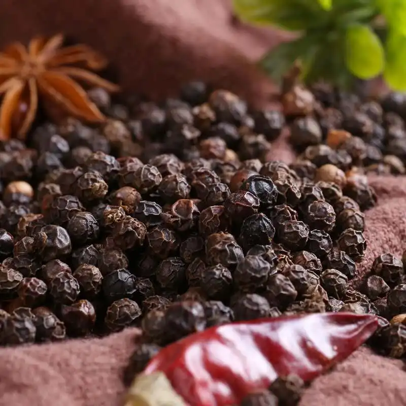 The high quality single spices & herbs  seasoning food vietnam  black pepper with the cheapest and affordable price.