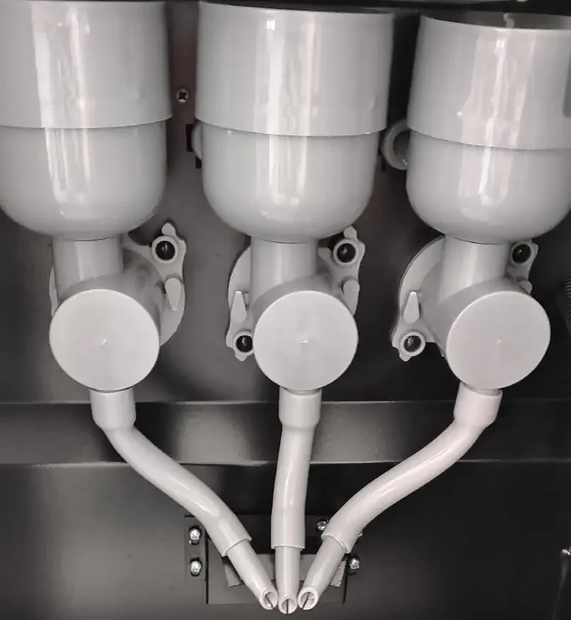 Coin-operated Espresso Hot And Cold Coffee Maker Machine Smart Coffee Vending Machine