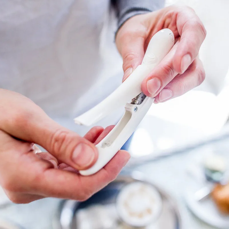 Hot Selling Cake Baking Tools Latte Drawing Pen Electric Flavored Coffee Carving Pen Spice Pen