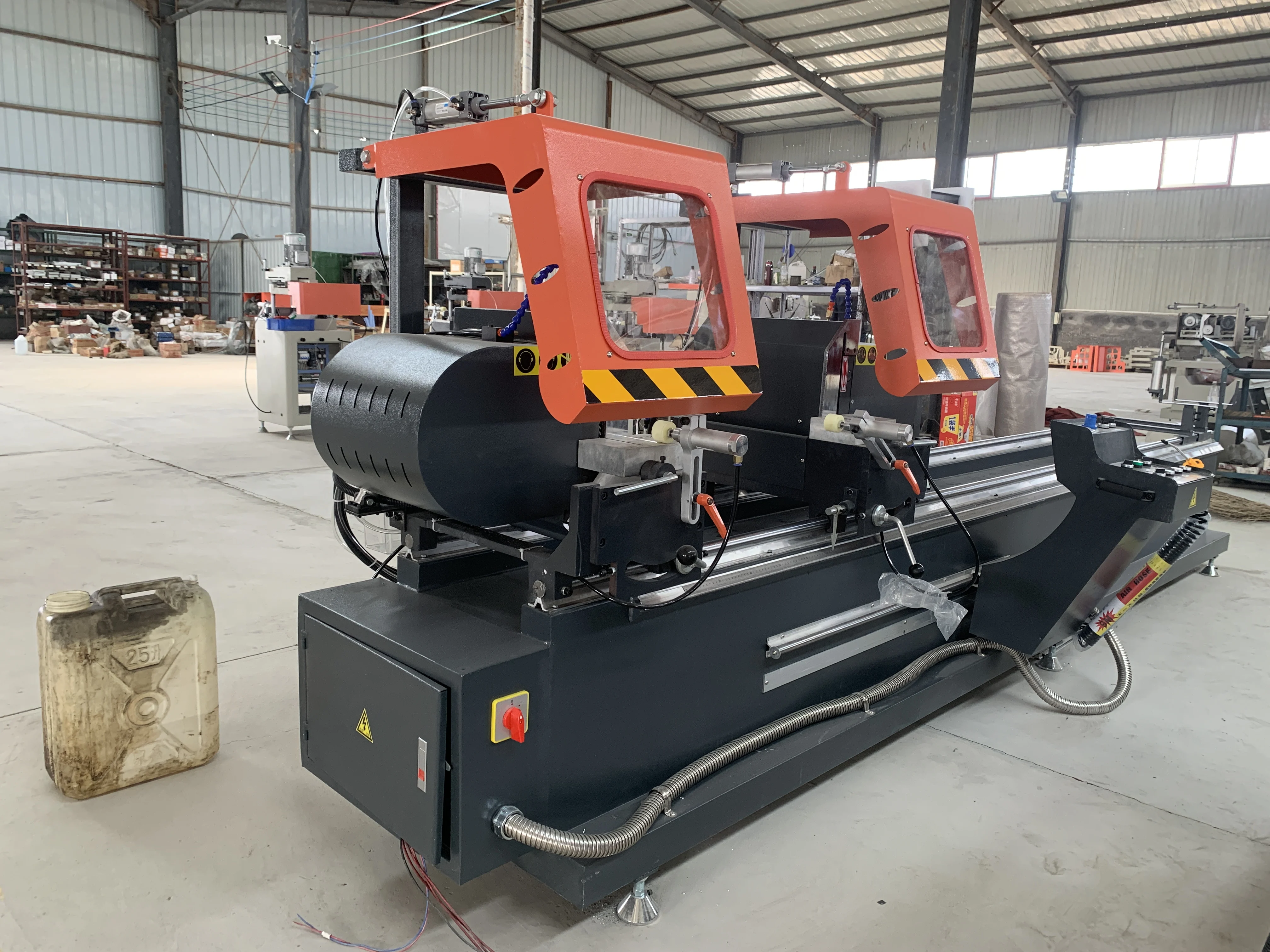 Best Price Aluminum Profile Cutter/UPVC Profile Cutting Machine Window and Door Making Machinery