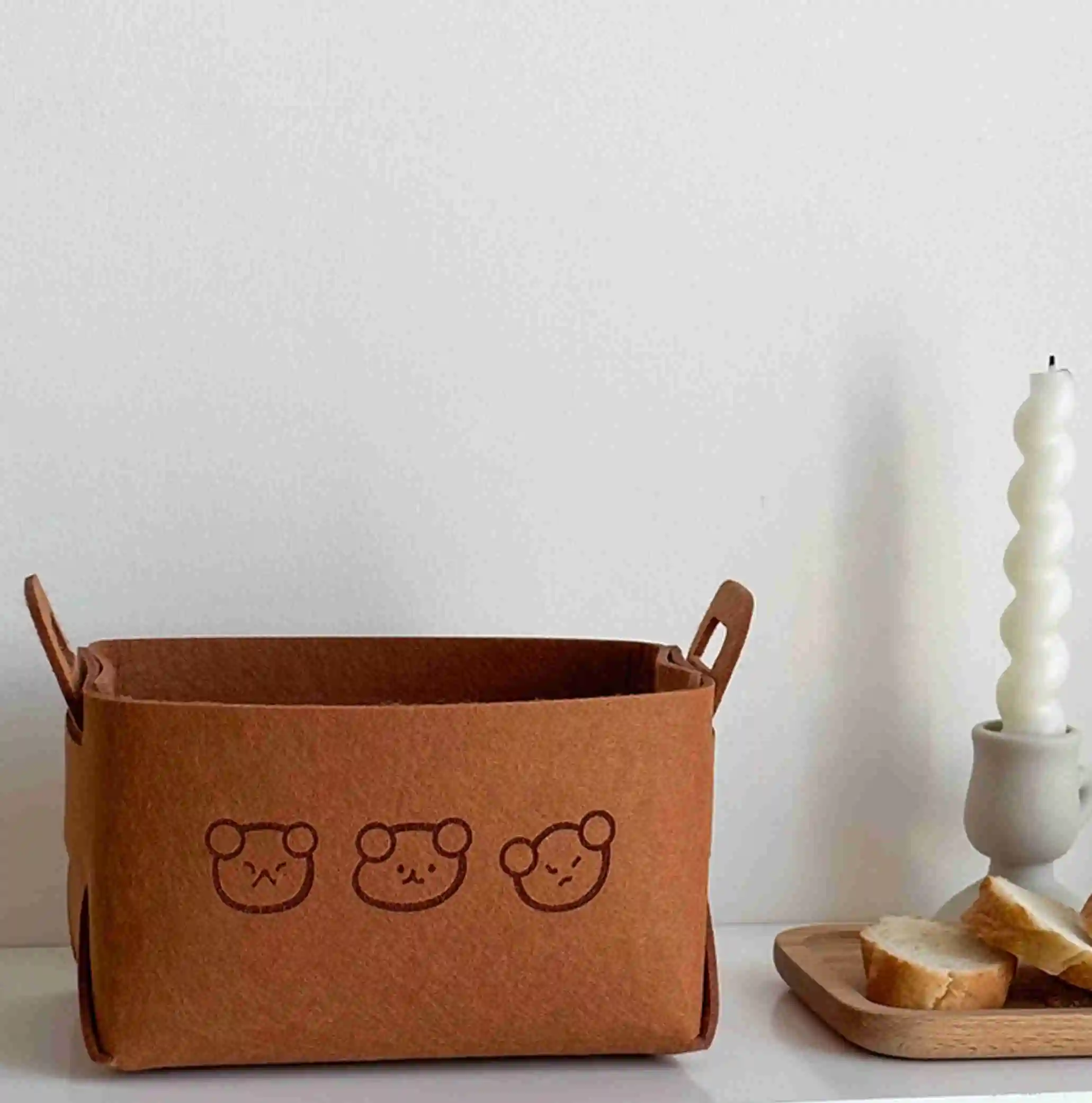 Cute Design Multi-functional and foldable living room storage organization bag felt storage box for home decoration