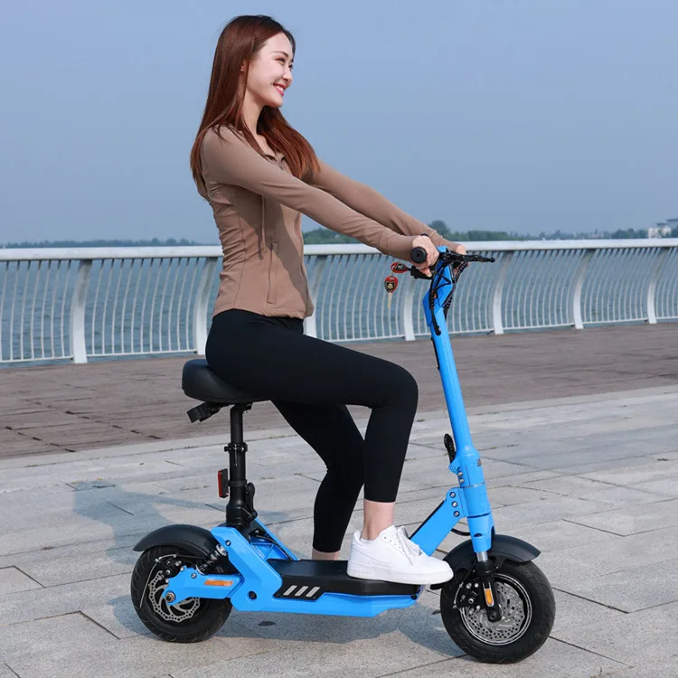 Hot sale 2000W Motor Off Road Folding e Scooter 12 inches Fast Adult Electric Scooter With Suspension