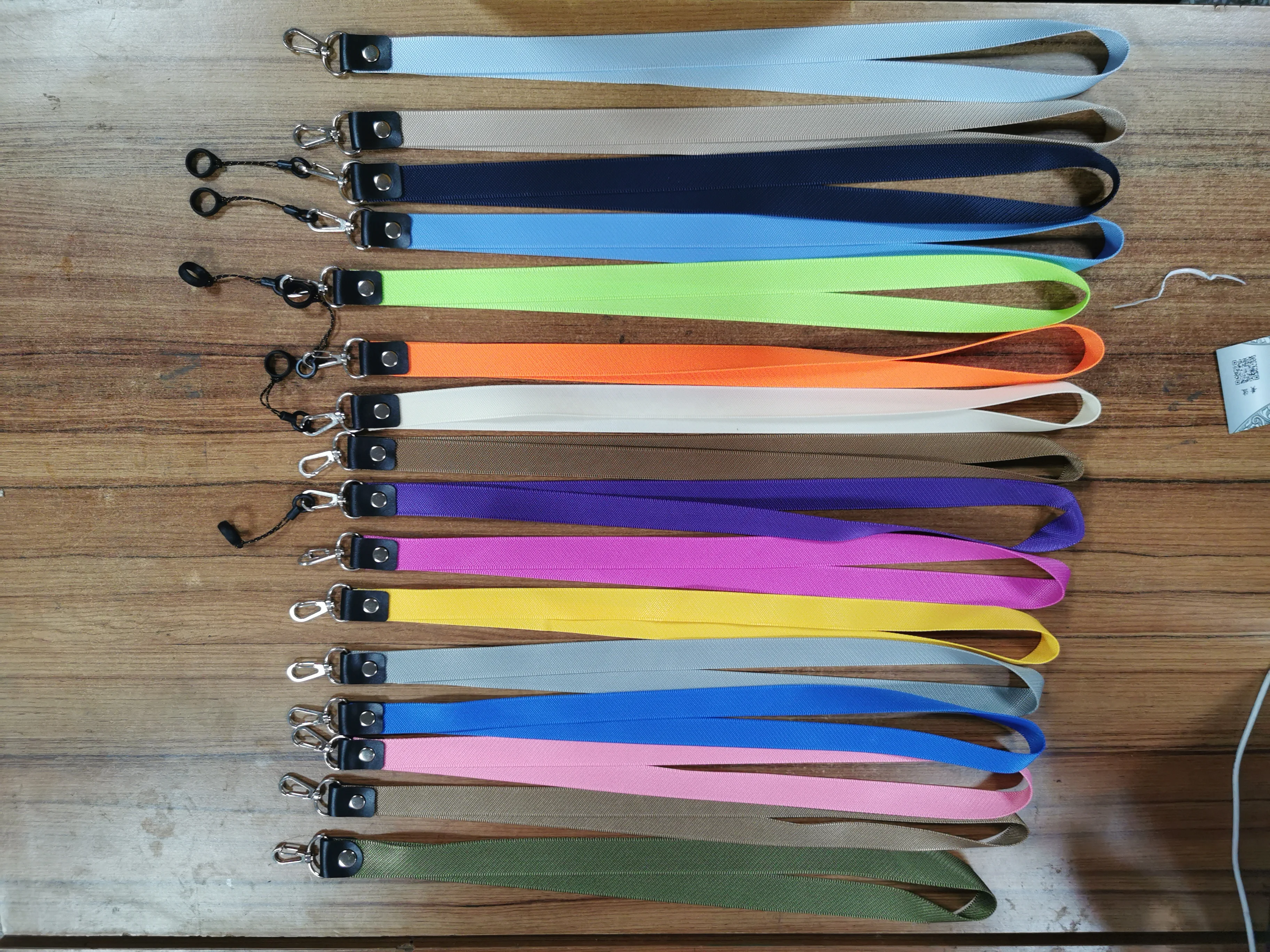 Hot sale custom vape lanyard wholesale with silicone ring for vape pen holder