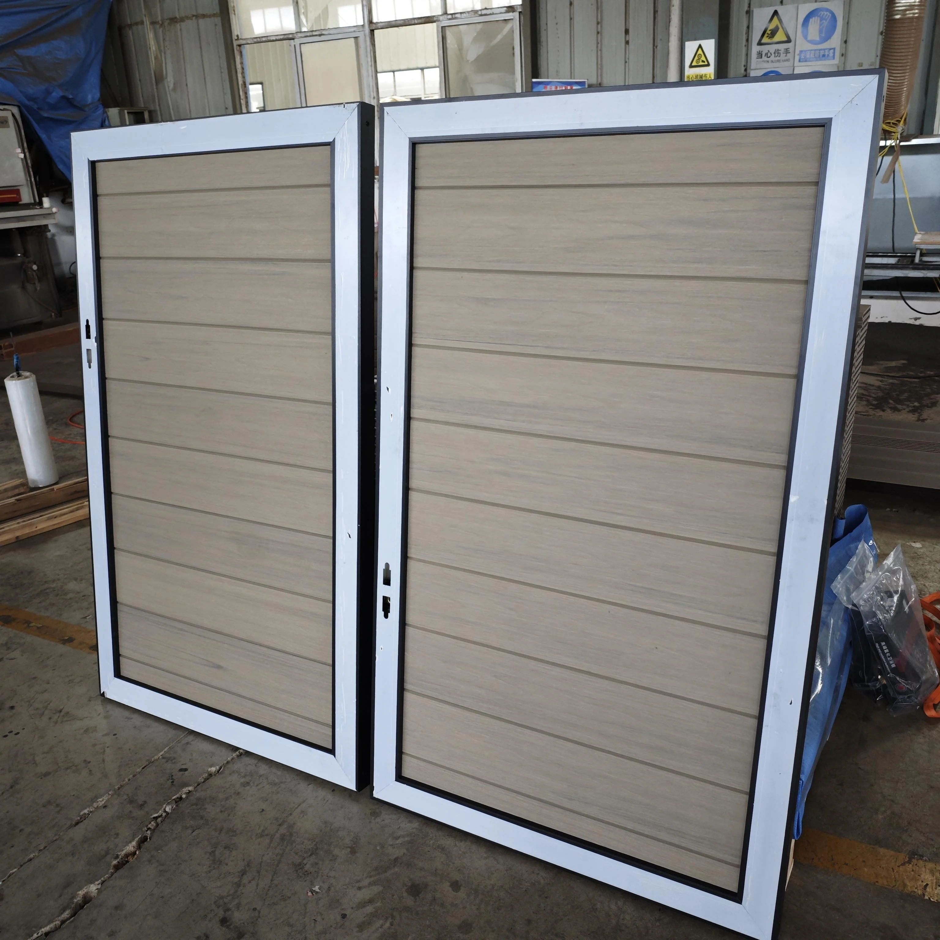 wpc fencing door composite Manual sliding gate for yard