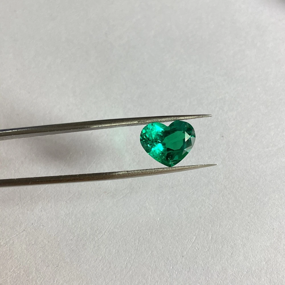 
GRC certificate grown emerald Colombia emerald Heart Shape Synthetic hydrothermal Emerald Stone 