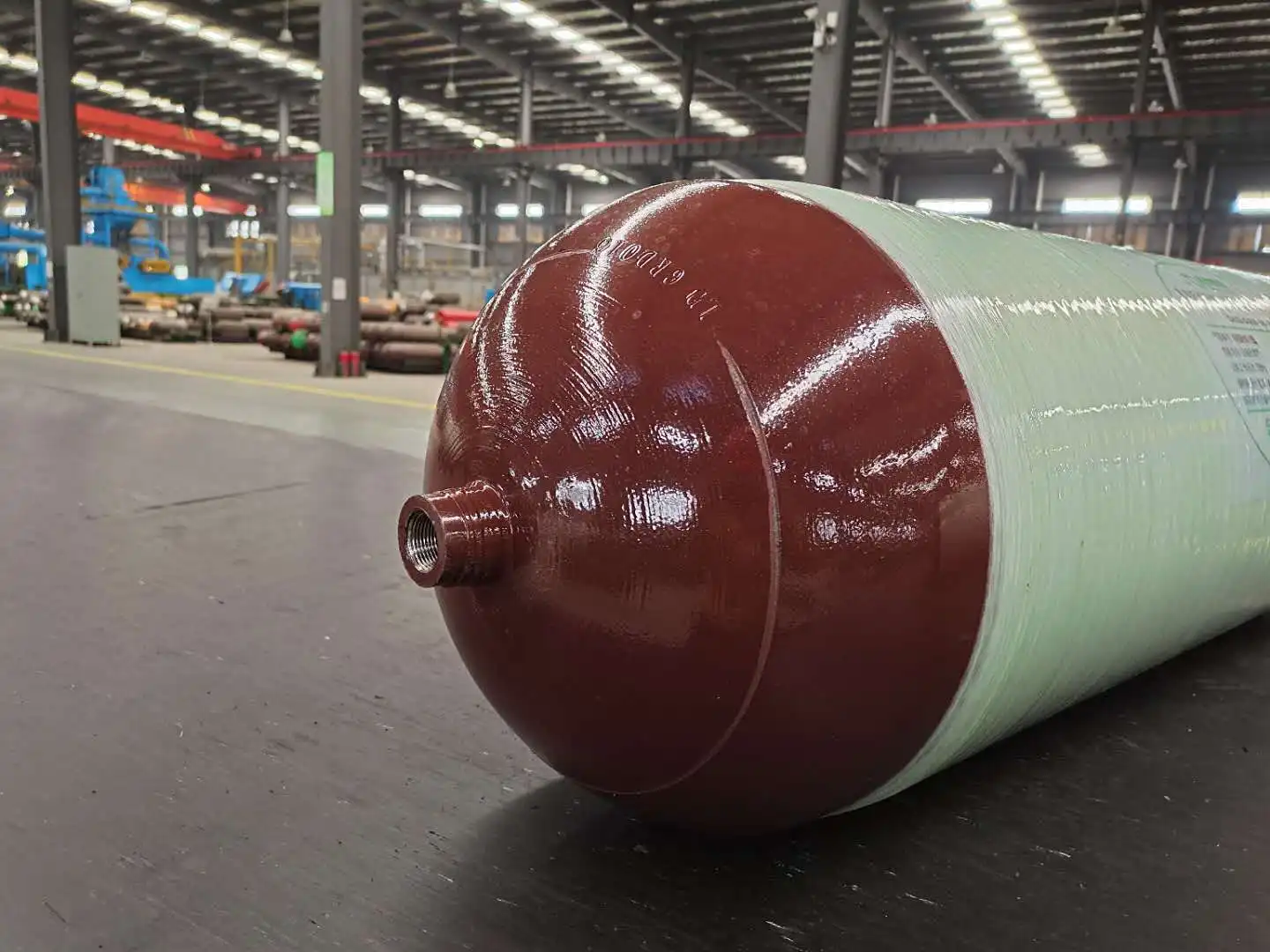 New composite material high pressure water capacity 80L empty CNG gas cylinder