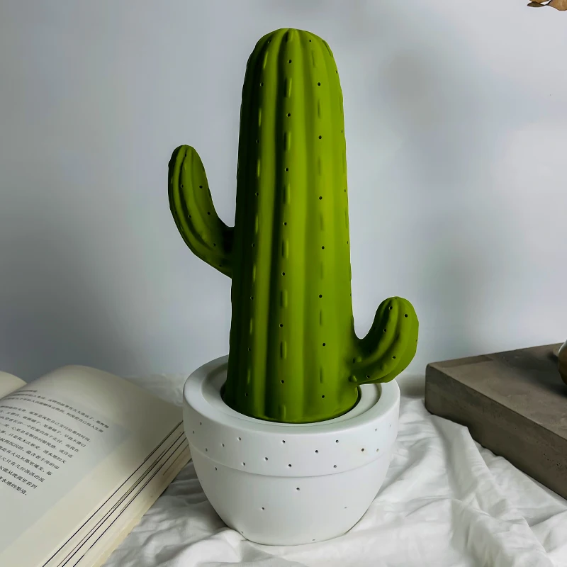 Красивая керамическая Ночная лампа настольная в форме мультяшного героя Детская с зелеными кактусами прикроватный ночник растениями ручной работы
