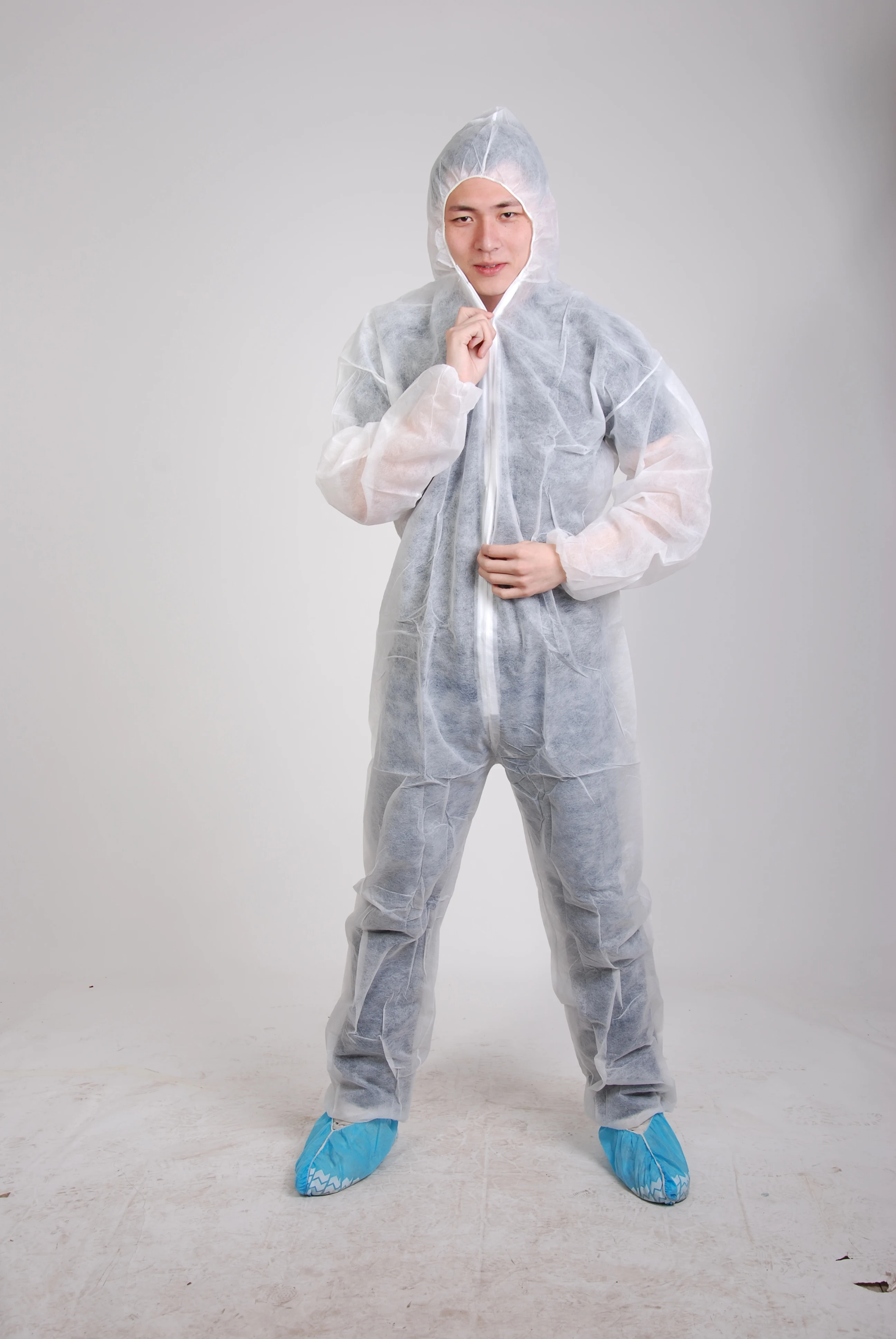 Non woven PP Coverall Wholesale Non Woven Fabric Clothing Isolation Gown Disposable Coverall