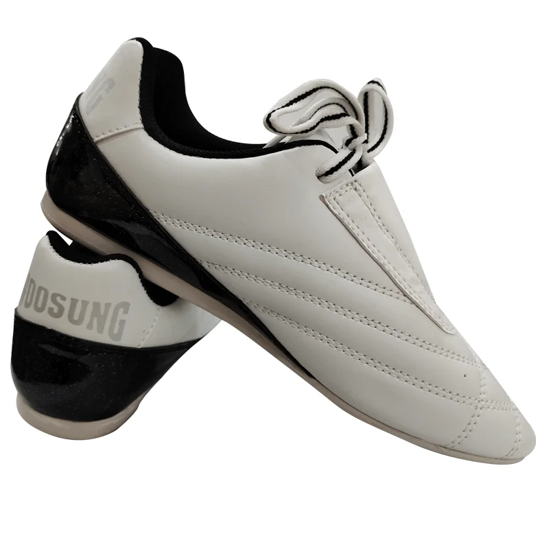 Sample free shipping Woosung Wholesale hot sale soccer shoes articulos de taekwondo leather kwon taekwondo kids shoes