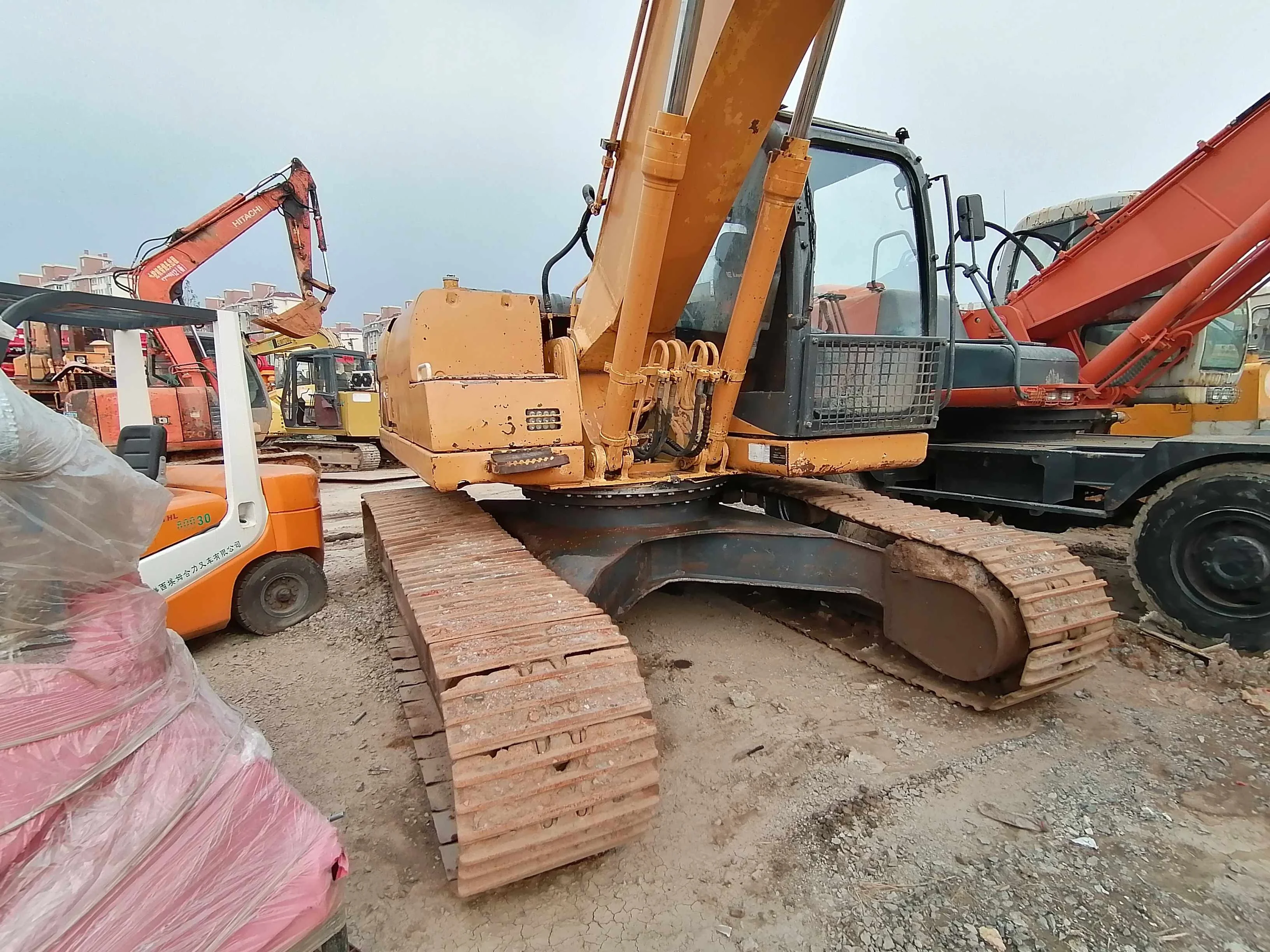 Китайский известный бренд 22 тонны б/у экскаватор liugong 922d 922 оборудование для заземления clg922d 922e