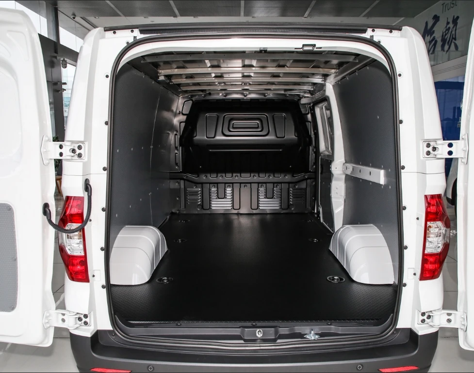 Hot selling MAXUS EV30 walkable solar panel van h100 panel van front bumper van rear door panel cover