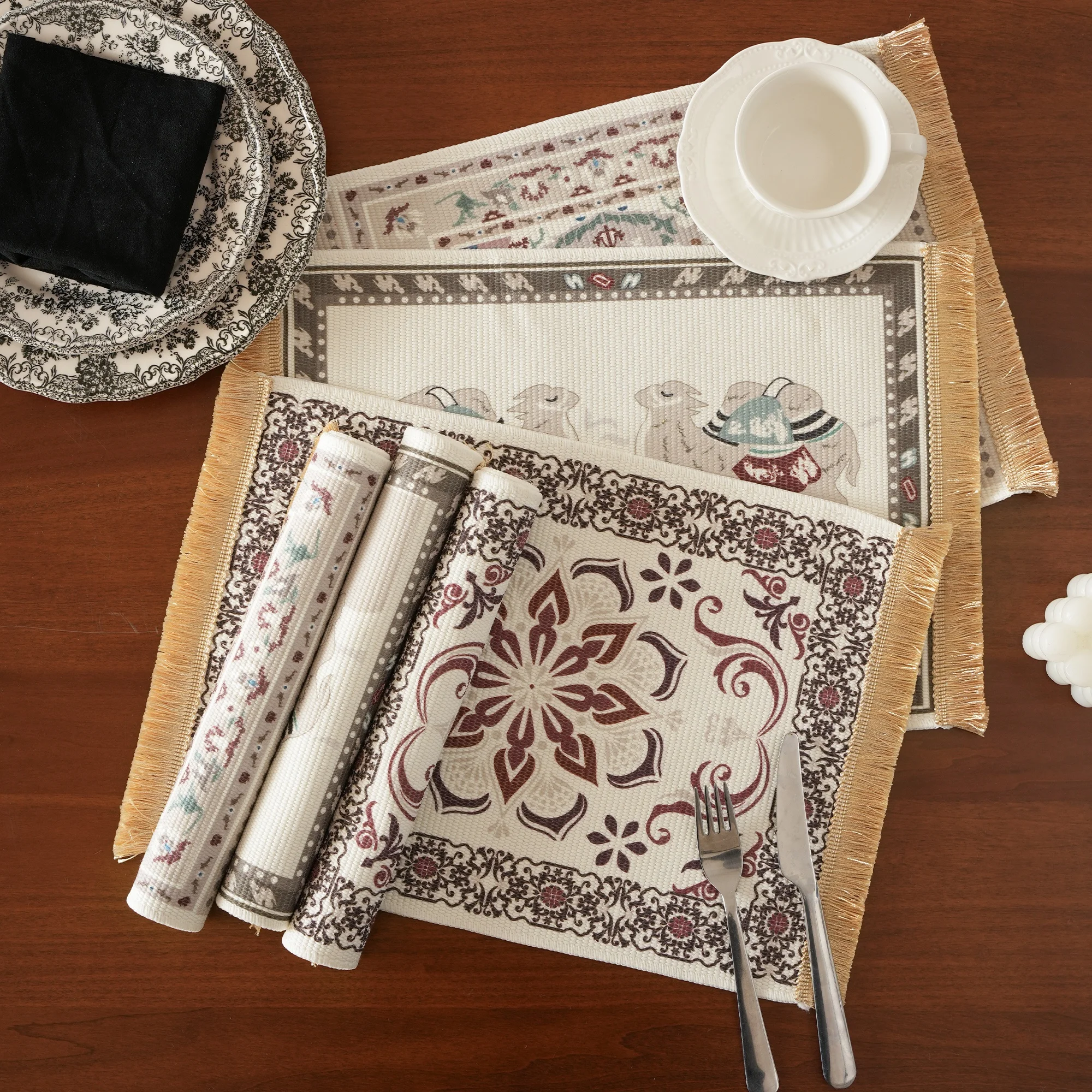 New Bohemian Style Woven Rectangle plastic Mats Digital Printing Tassel Edge Table Mat For Dining Table