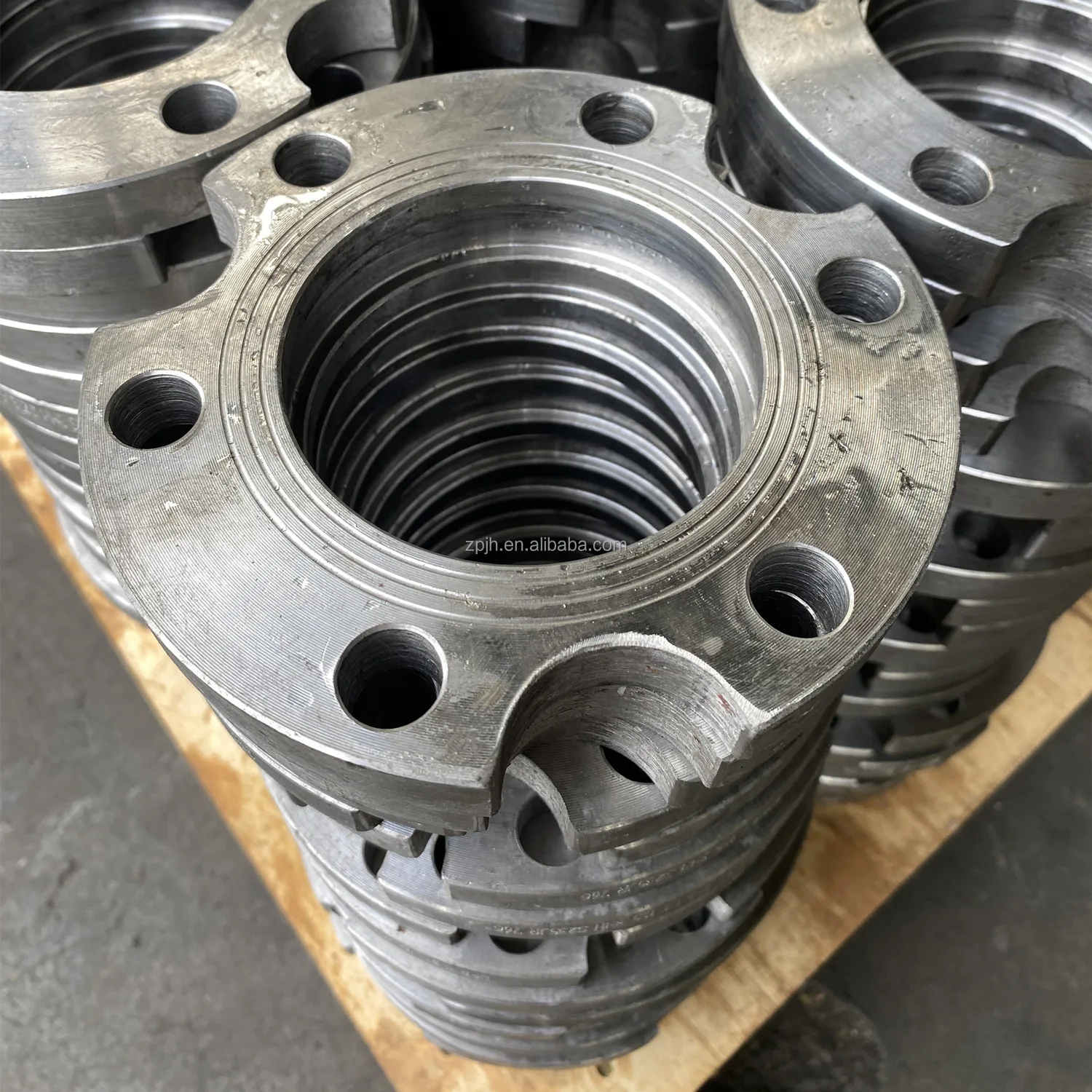 Non standard customized flange carbon steel deep well pump flat flange