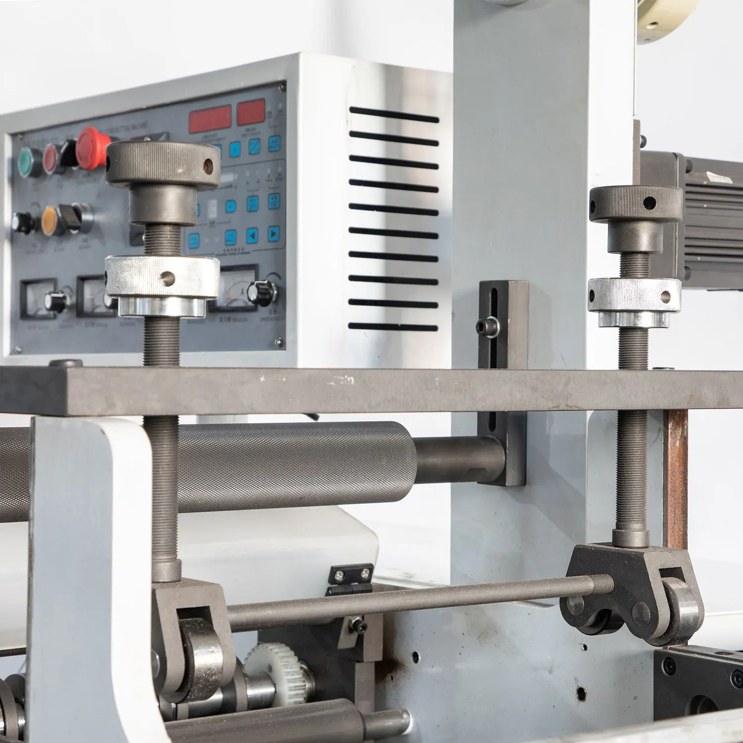 RTQ-320B semi automatic fully rotary label die cutting machine with slitter turrent rewind