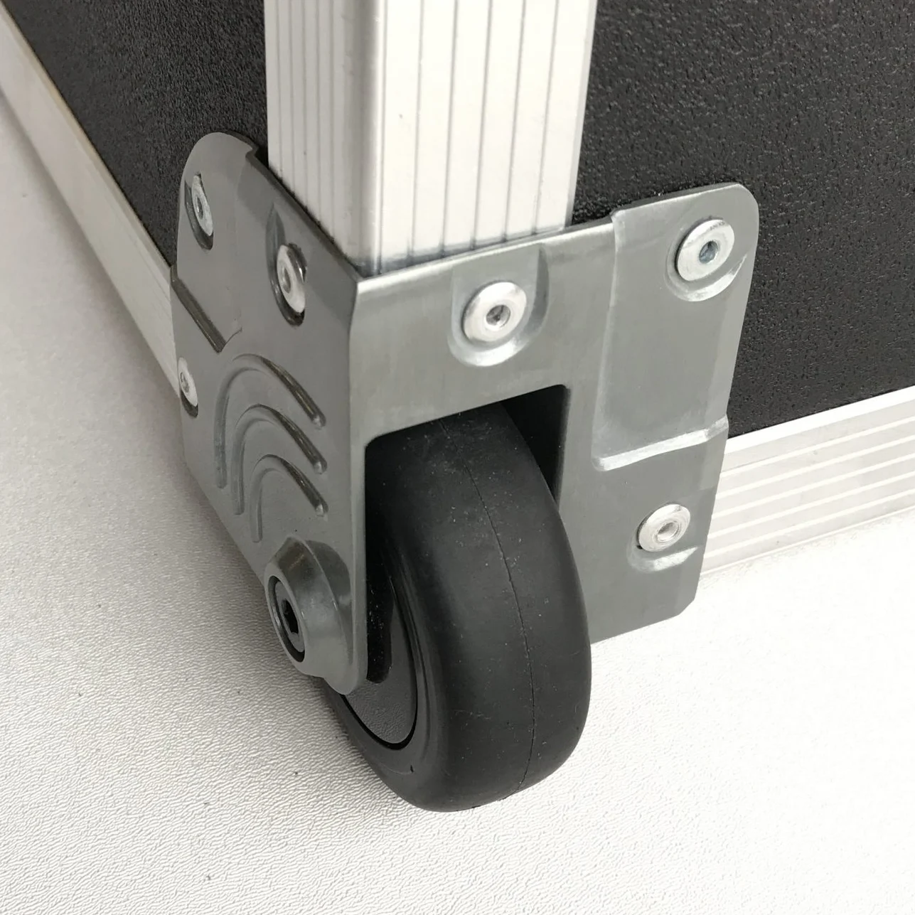 Medium Grey Rubber Wheel Flight case hardware black caster Heavy duty recessed edge corner castor