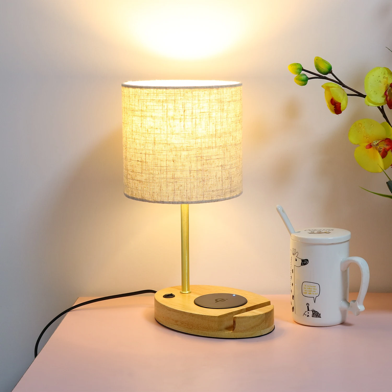 TIANHUA Nordic Simple Creative Bedside Luxury Decor Table Desk Light Lamp Smart Led Cordless Chargeable Modern Table Lamp