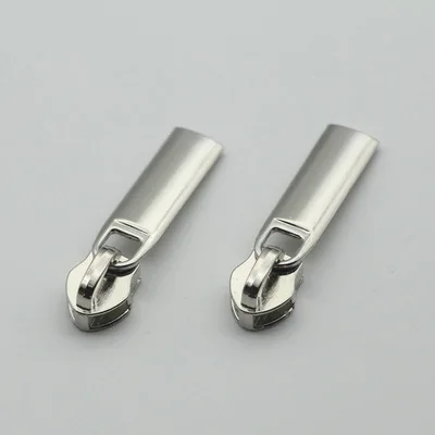 Saki E-commerce Nylon 5# Bronze Alloy Pasted Light Golden Silver Gunmetal Sliders Zip Pulls
