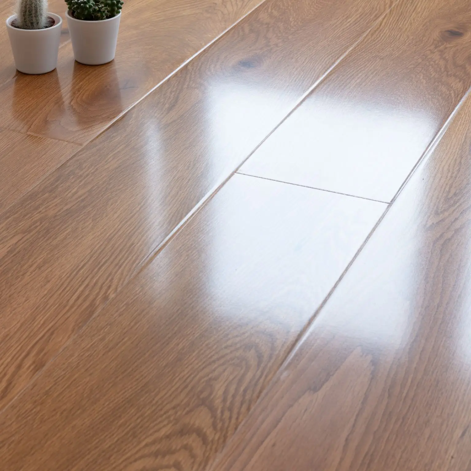 Wax Sealing Yellow Colored Walnut Hdf Core Laminate Engineered Wood Flooring
